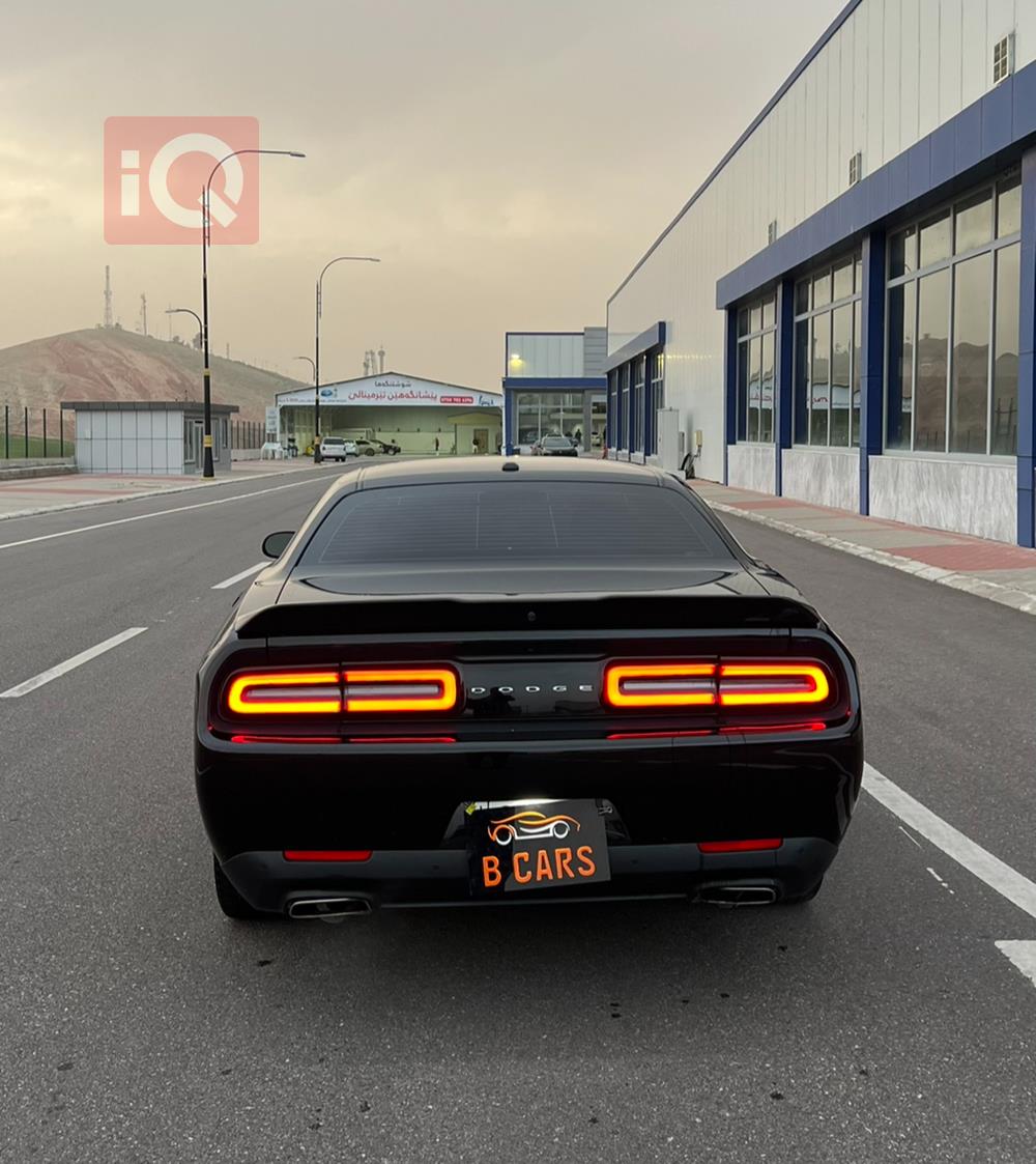Dodge Challenger